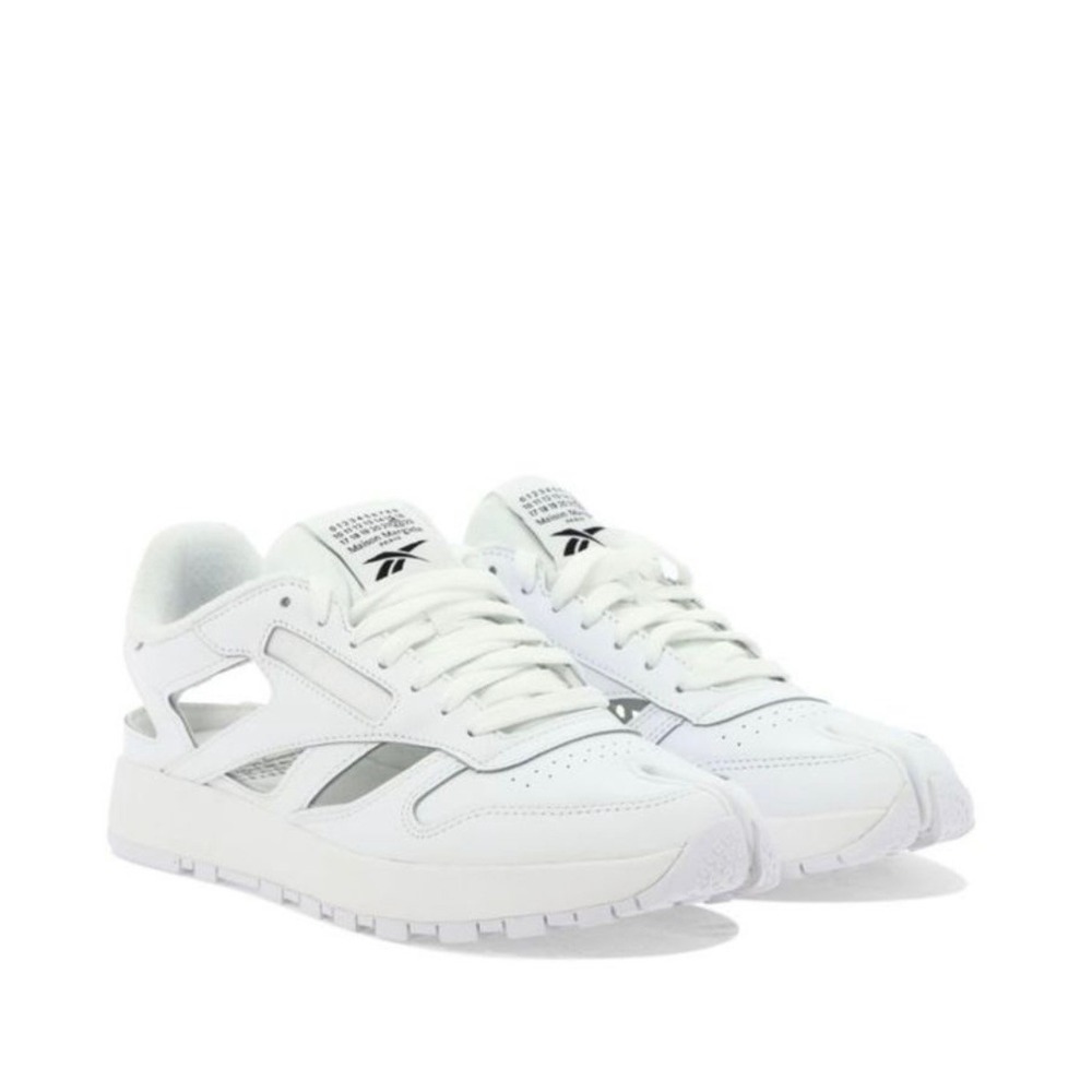 MAISON MARGIELA X REEBOK Men Sneakers 11.5 White Leather Tabi Split Toe Shoe NEW
